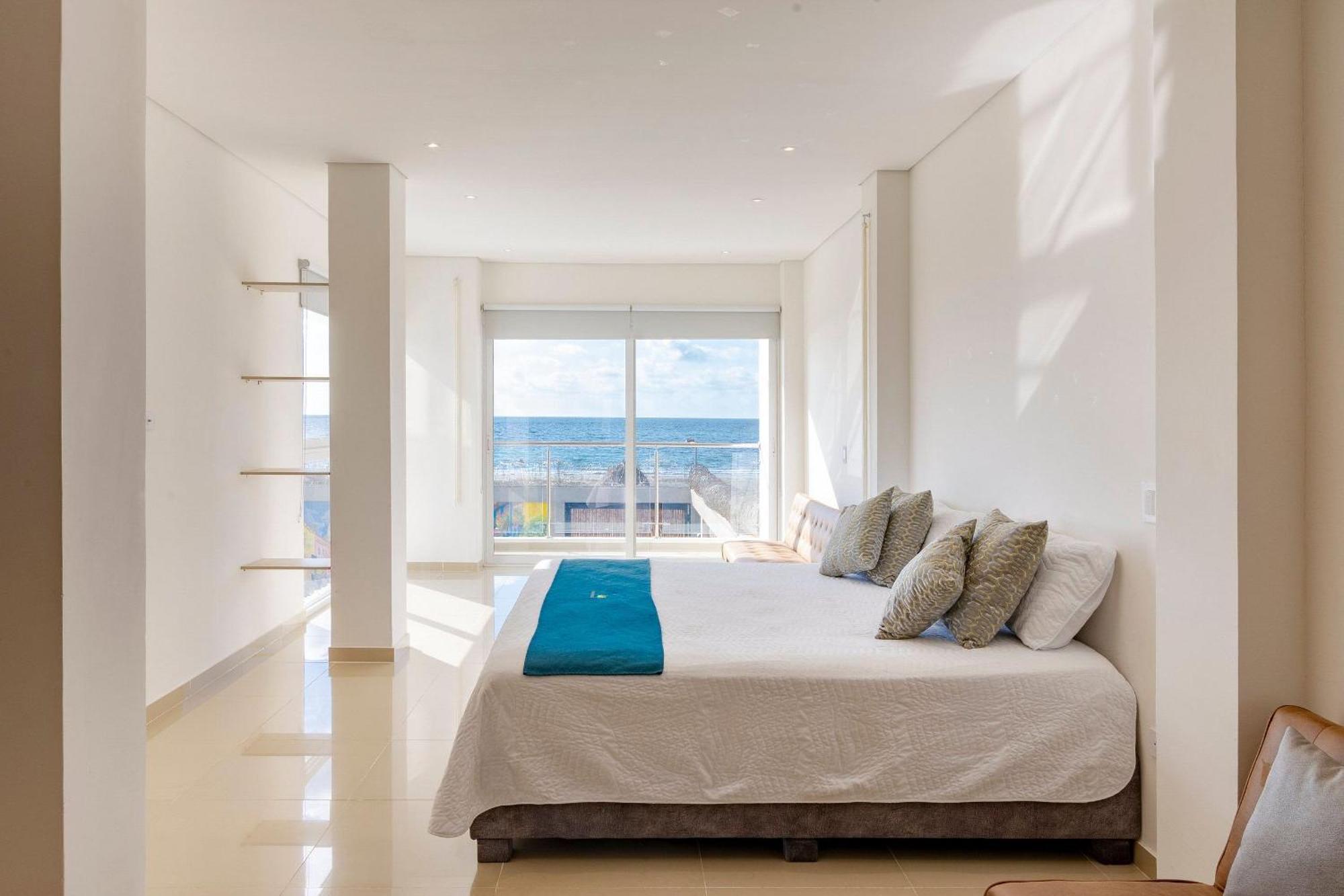 Amazing Beach House 13Br W/Pool & Staff Картахена Экстерьер фото